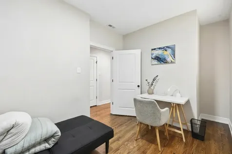 6835 South Clyde Avenue Chicago IL 60649
