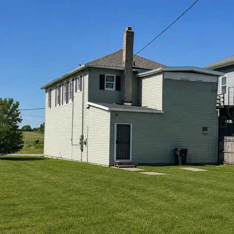 1006 3RD Avenue Rock Island IL 61201