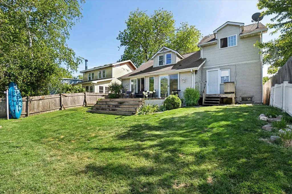 42515 North Forest Lane Antioch IL 60002