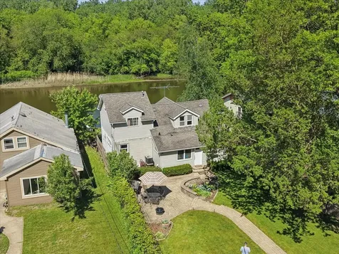 42515 North Forest Lane Antioch IL 60002
