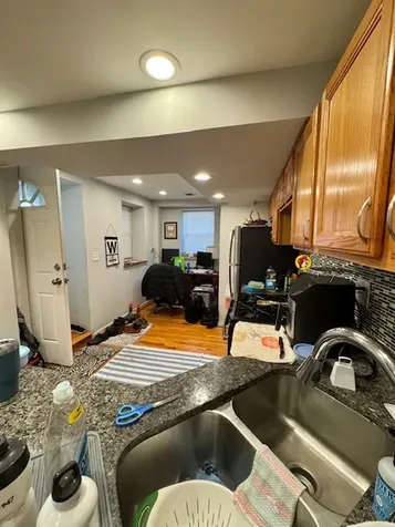 1947 North Cleveland Avenue Chicago IL 60614