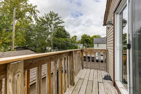 400 Clifton Drive Round Lake Park IL 60073