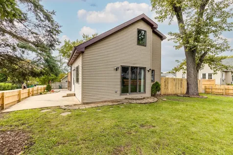 400 Clifton Drive Round Lake Park IL 60073