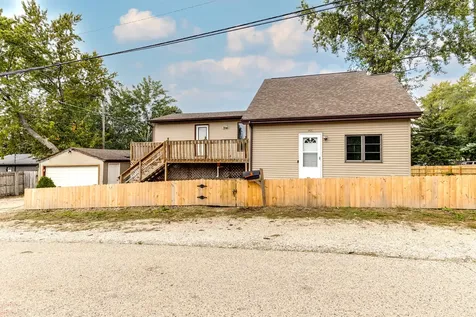 400 Clifton Drive Round Lake Park IL 60073