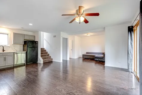 400 Clifton Drive Round Lake Park IL 60073