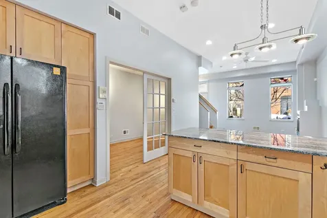 2151 West Race Avenue Chicago IL 60612