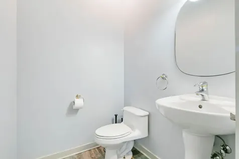 2151 West Race Avenue Chicago IL 60612
