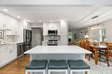 430 Amherst Lane Hoffman Estates IL 60169
