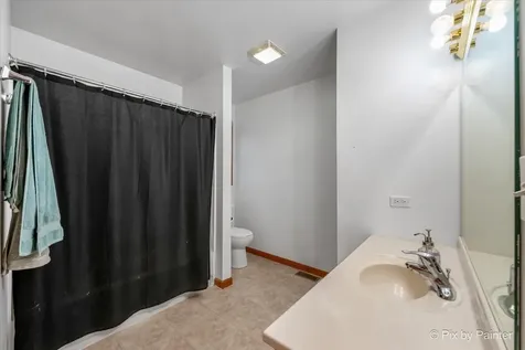 10118 Lund Avenue Algonquin IL 60102