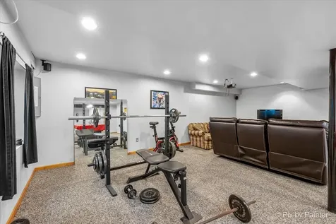 10118 Lund Avenue Algonquin IL 60102