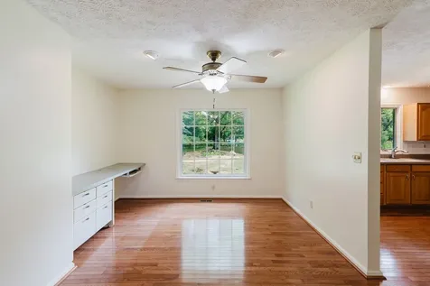 2006 Spring Garden Road Marion IL 62959