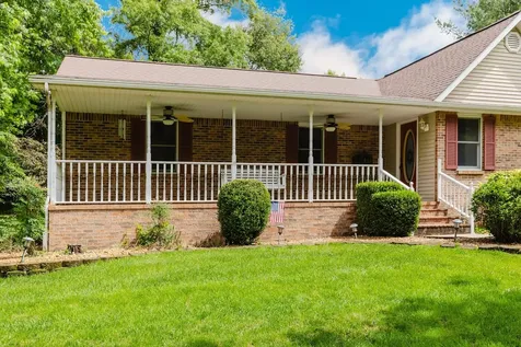 2006 Spring Garden Road Marion IL 62959