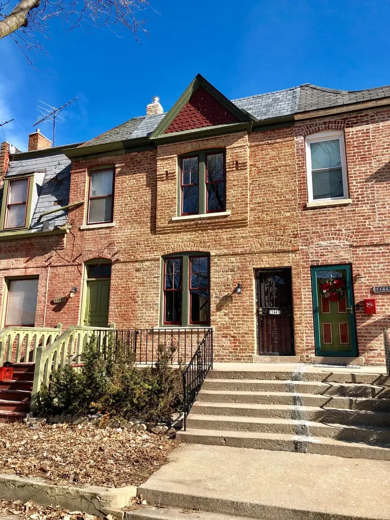 11441 South Forrestville Avenue Chicago IL 60628
