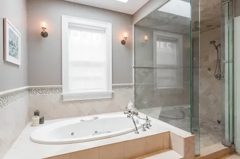 2635 North Marshfield Avenue Chicago IL 60614