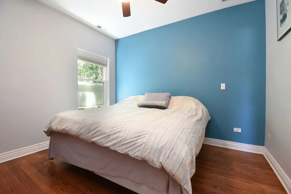 1322 West Winona Street Chicago IL 60640