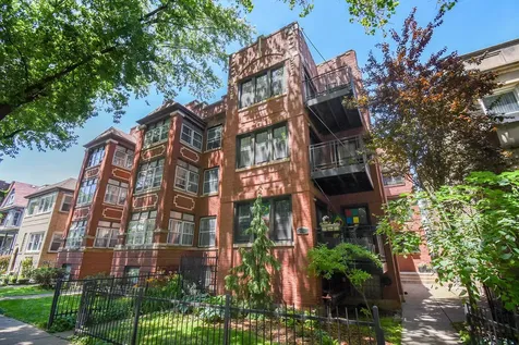 1322 West Winona Street Chicago IL 60640
