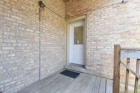 1322 West Winona Street Chicago IL 60640