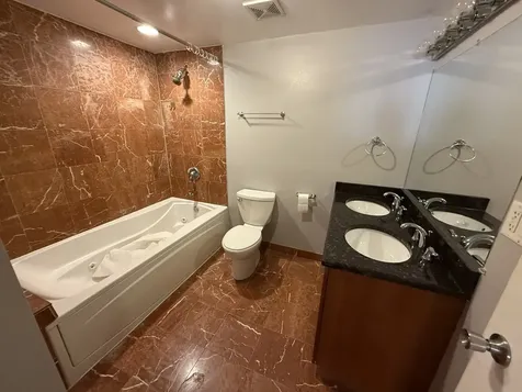 6954 North Greenview Avenue Chicago IL 60626