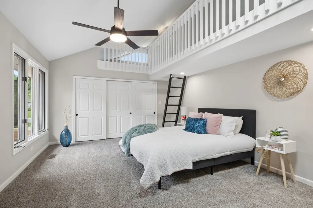 11S506 Whittington Lane Naperville IL 60564