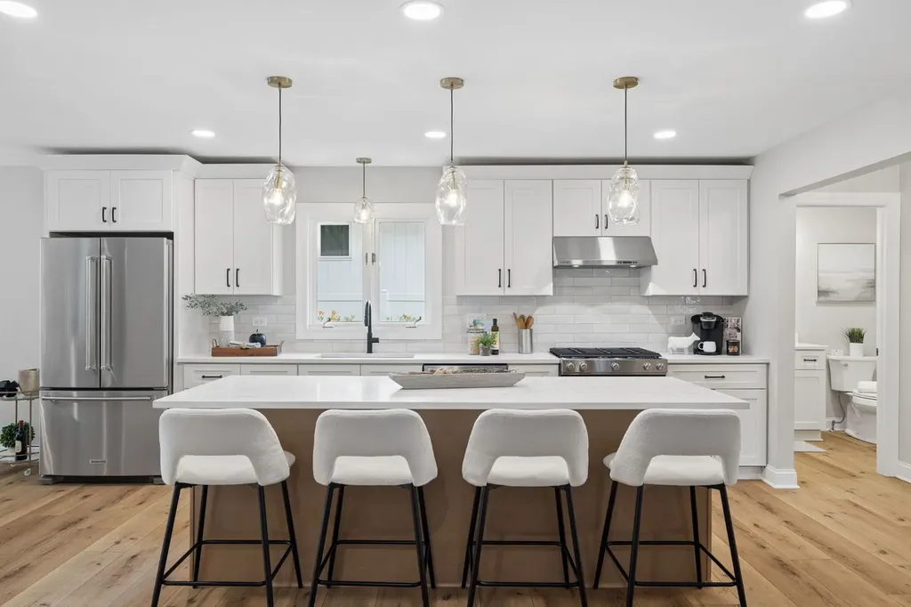 11S506 Whittington Lane Naperville IL 60564