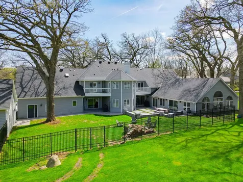 37132 North Black Velvet Lane Wadsworth IL 60083