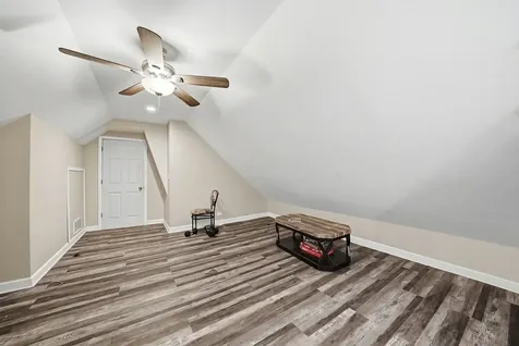 3056 East 87th Street Chicago IL 60617