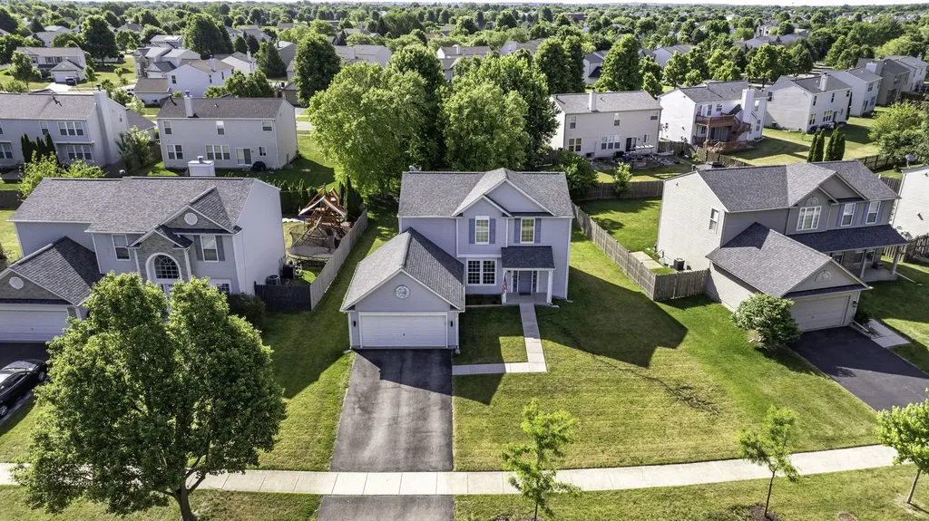 170 Holly Street Bolingbrook IL 60490