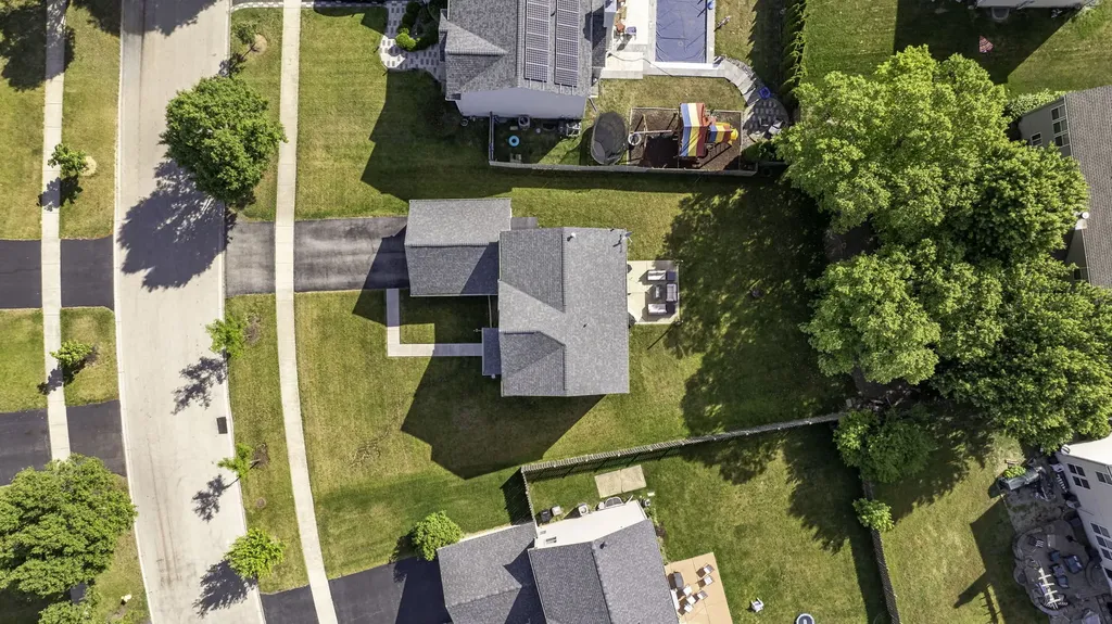 170 Holly Street Bolingbrook IL 60490