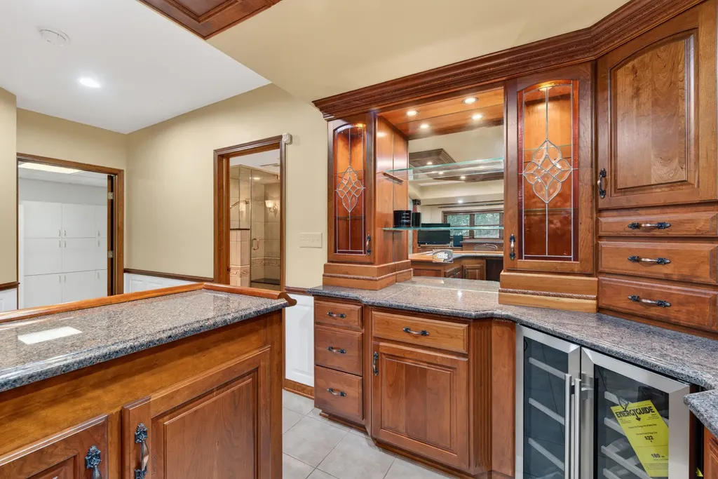 1572 Treeline Court Naperville IL 60565