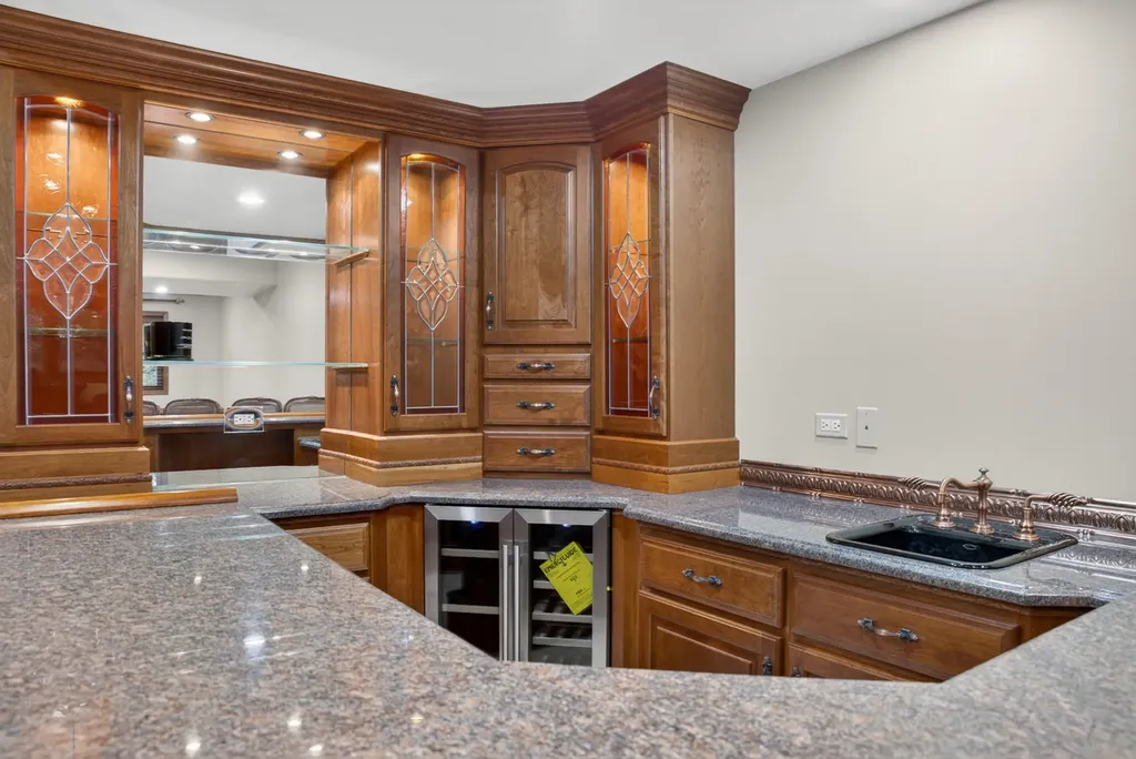 1572 Treeline Court Naperville IL 60565
