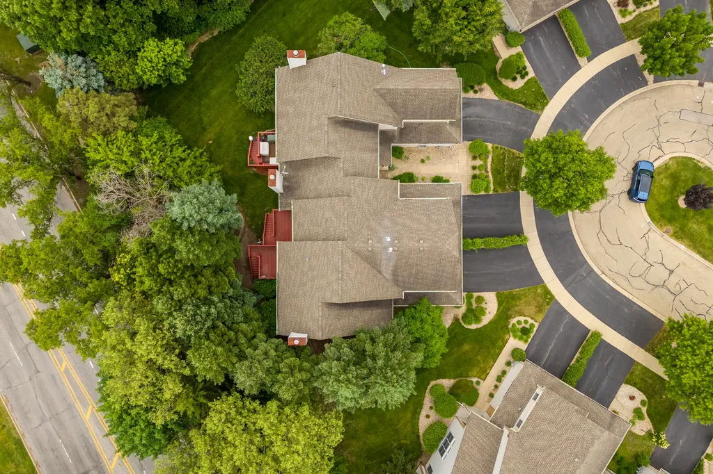 1572 Treeline Court Naperville IL 60565