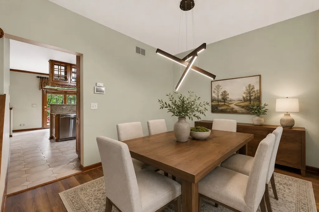 1572 Treeline Court Naperville IL 60565