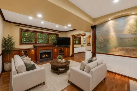 1572 Treeline Court Naperville IL 60565