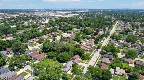 5710 West Hawthorne Avenue Berkeley IL 60163
