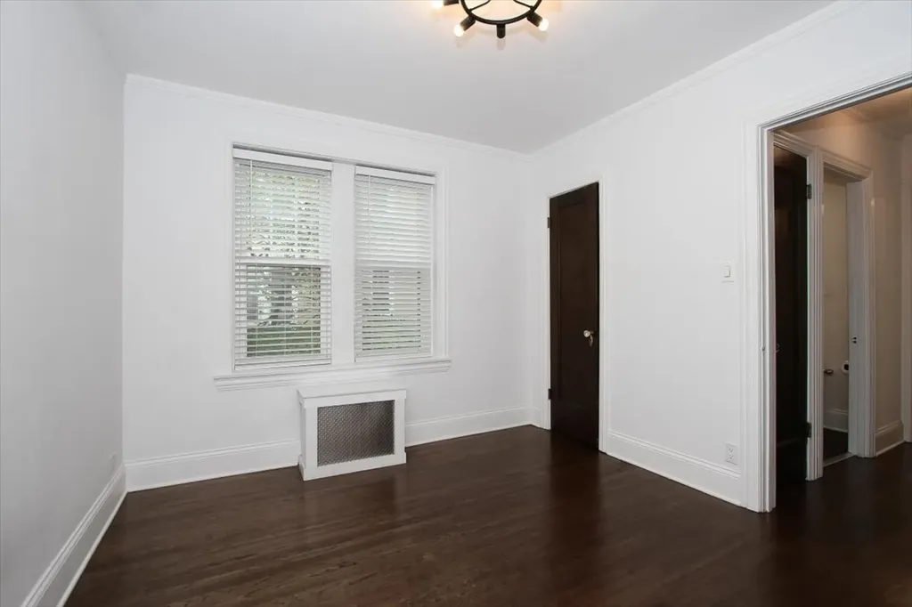 1445 West Elmdale Avenue Chicago IL 60660