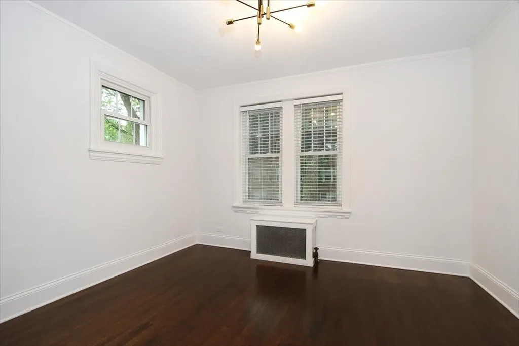 1445 West Elmdale Avenue Chicago IL 60660