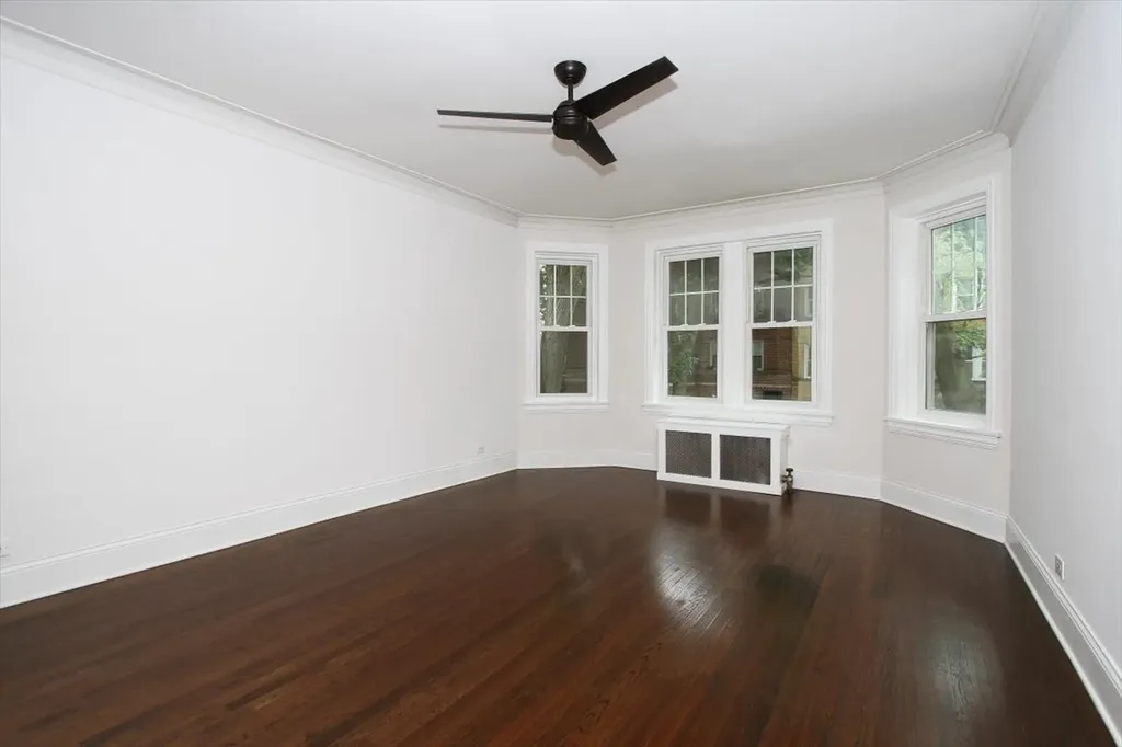 1445 West Elmdale Avenue Chicago IL 60660