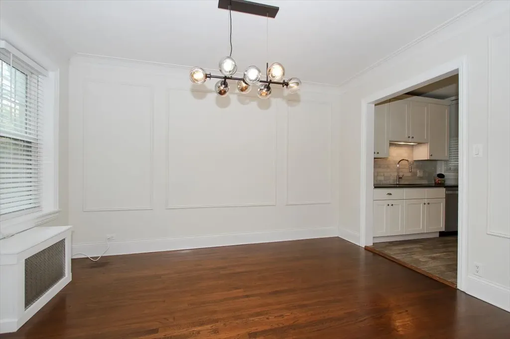 1445 West Elmdale Avenue Chicago IL 60660