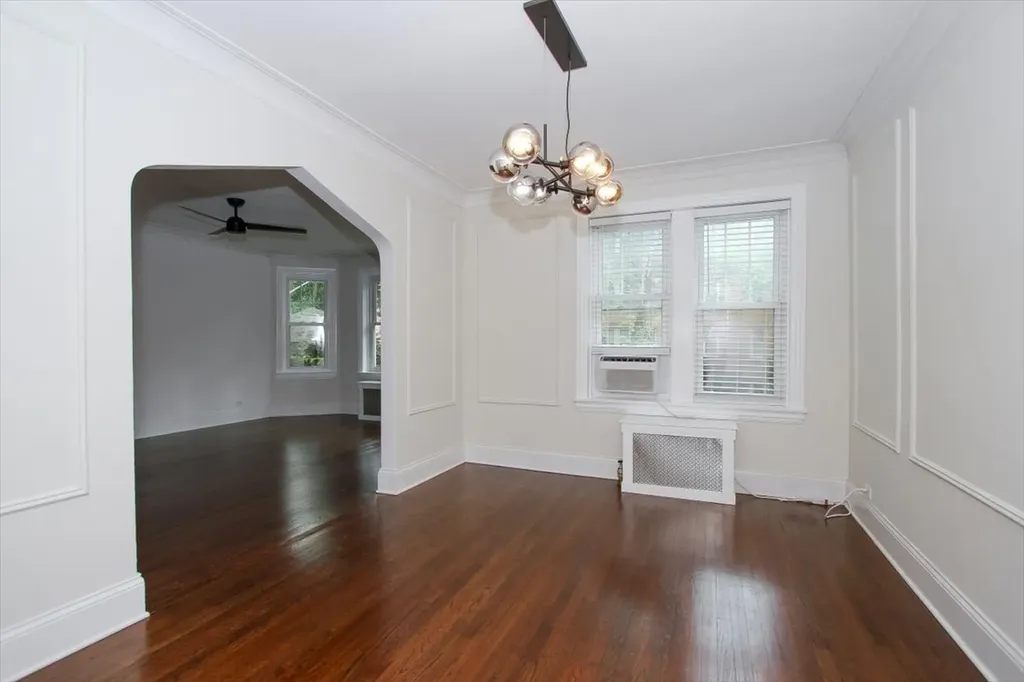 1445 West Elmdale Avenue Chicago IL 60660
