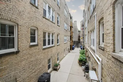 1445 West Elmdale Avenue Chicago IL 60660