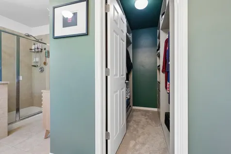 280 Hickory Lane South Elgin IL 60177