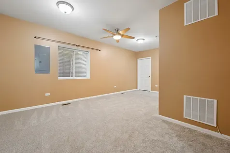280 Hickory Lane South Elgin IL 60177