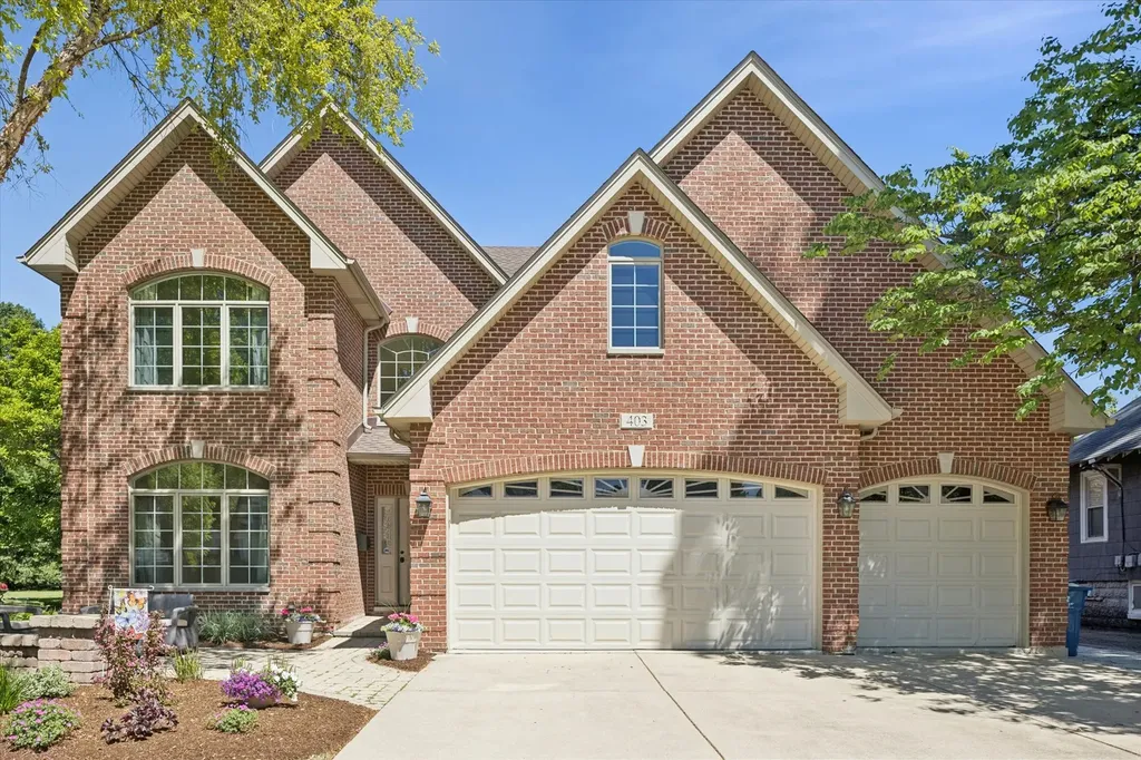 403 South Fairview Avenue Elmhurst IL 60126
