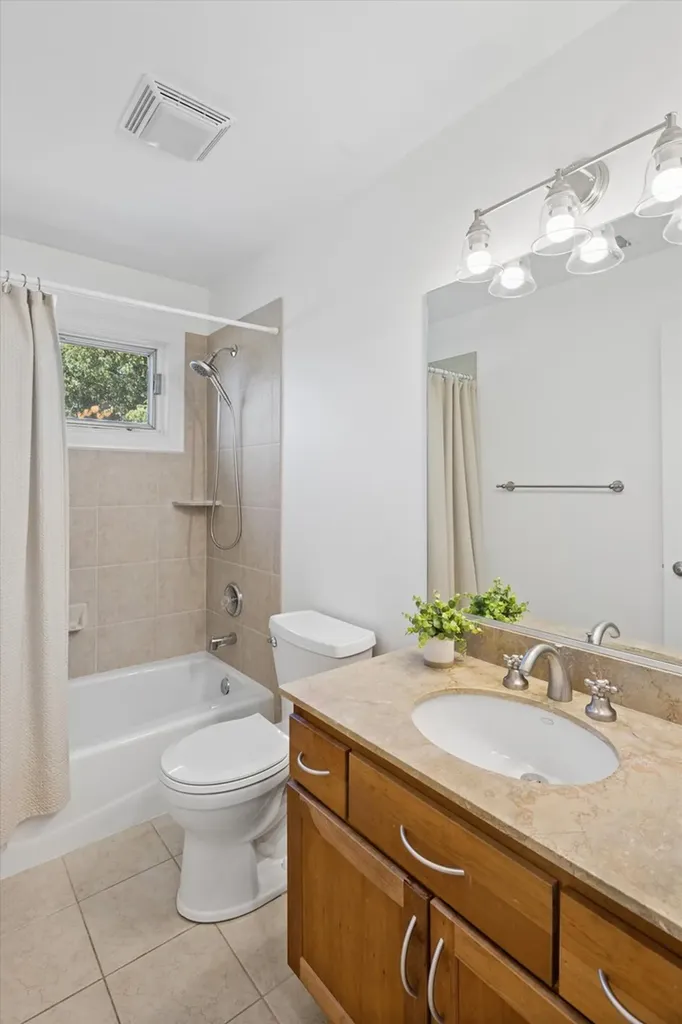 403 South Fairview Avenue Elmhurst IL 60126