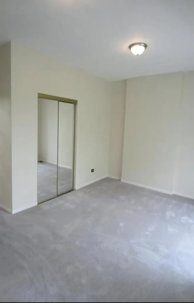 4321 South Ellis Avenue Chicago IL 60653