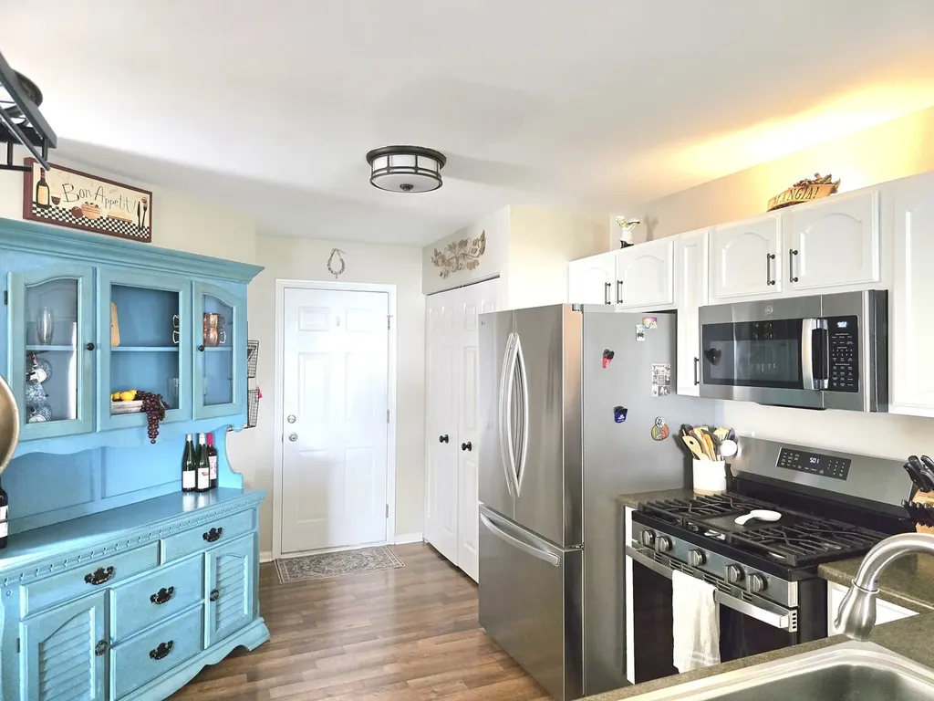 10884 Cape Cod Lane Huntley IL 60142