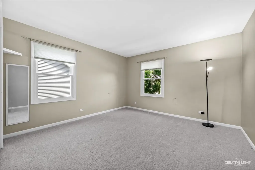 2296 Salisbury Drive Naperville IL 60565