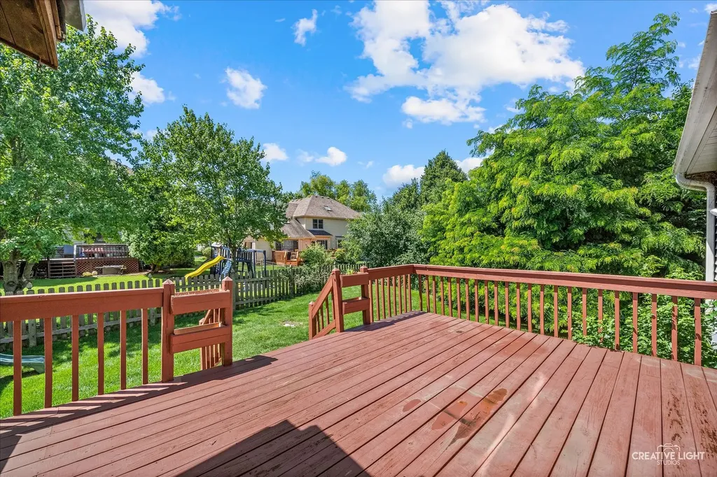 2296 Salisbury Drive Naperville IL 60565