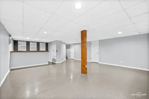 2296 Salisbury Drive Naperville IL 60565