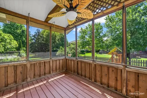 2296 Salisbury Drive Naperville IL 60565